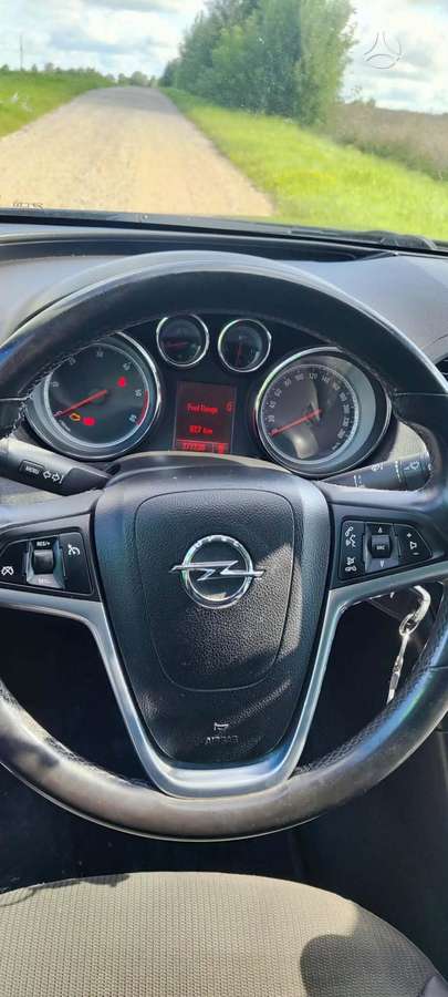 Opel Insignia, 2.0 l., Универсал