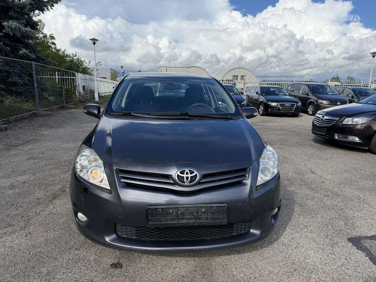 Toyota Auris, 1.3 l., hatchback