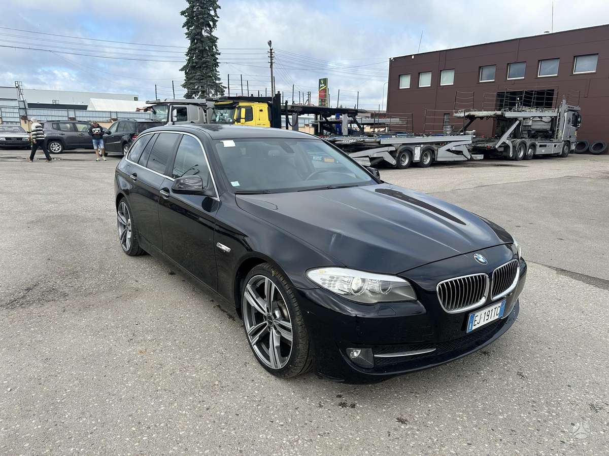 BMW 520, 2.0 l., Универсал