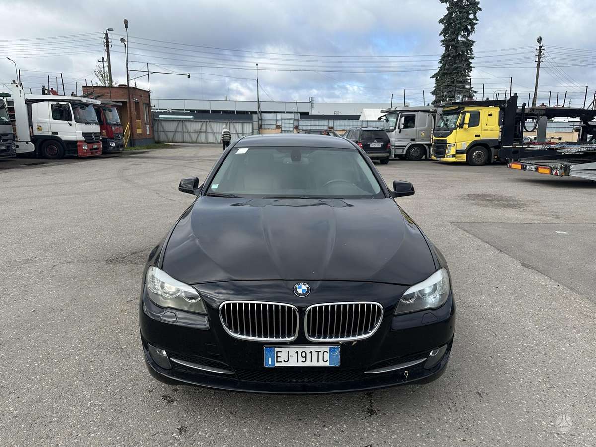 BMW 520, 2.0 l., universalas