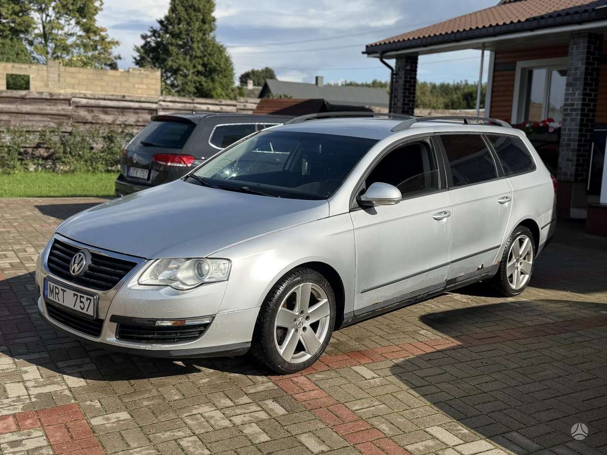 Volkswagen Passat - 2