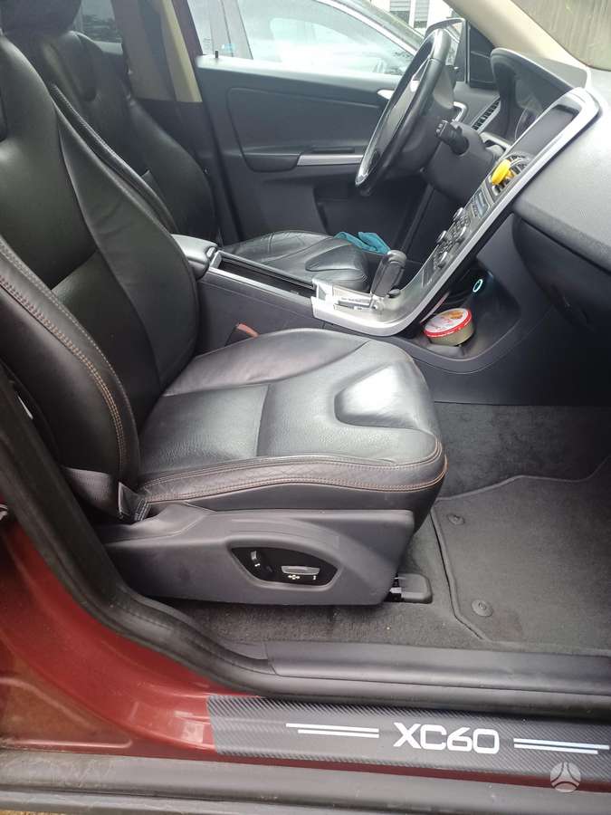 Volvo XC60 - 5