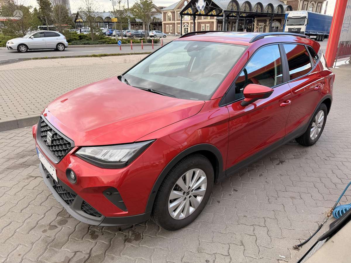 SEAT Arona - 2