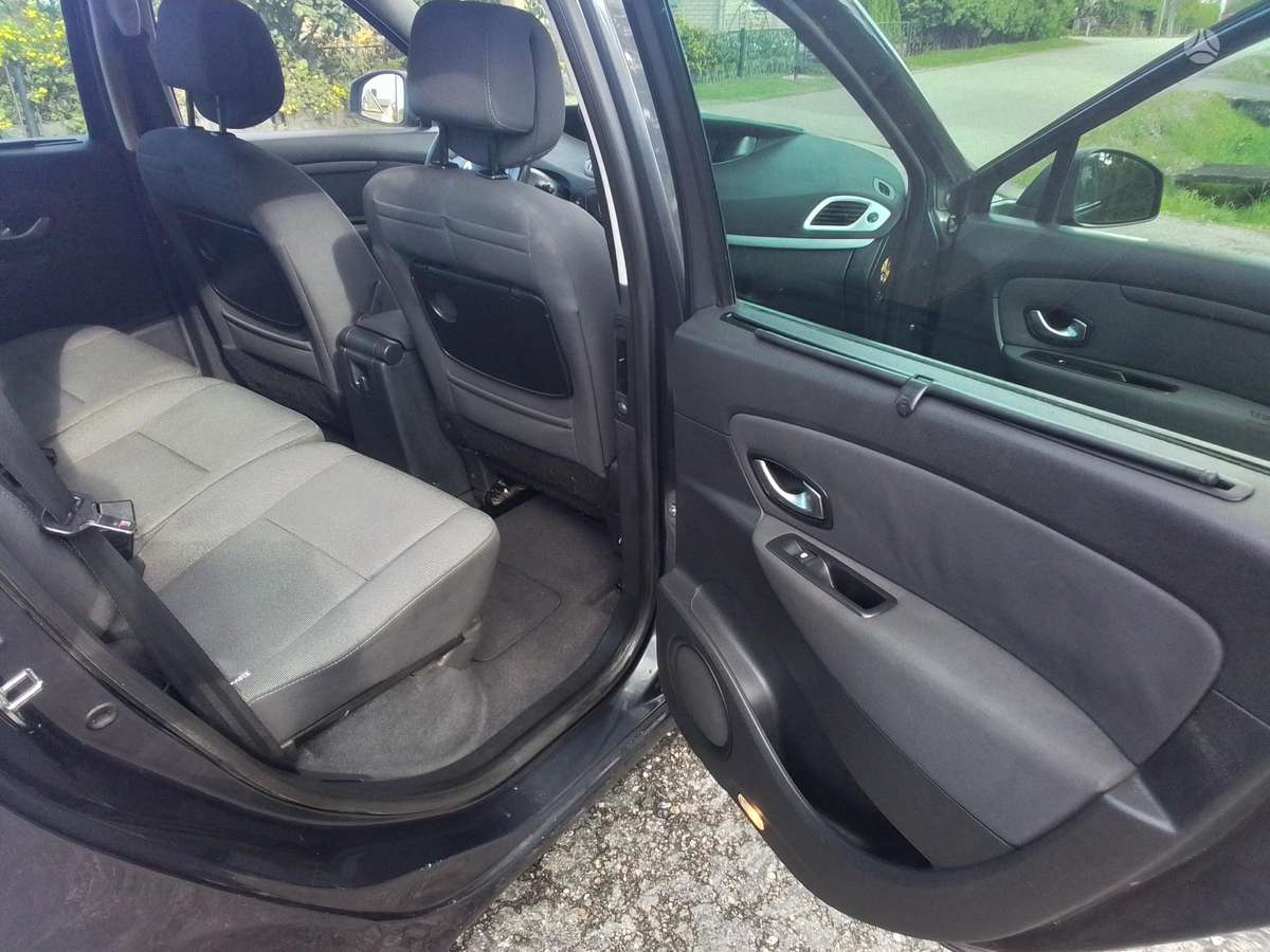 Renault Scenic, 1.5 l., Минивэн