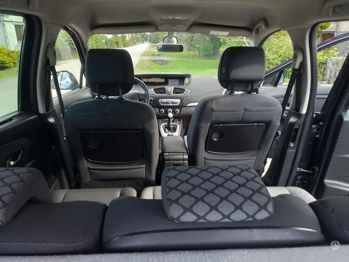 Renault Scenic, 1.5 l., Минивэн