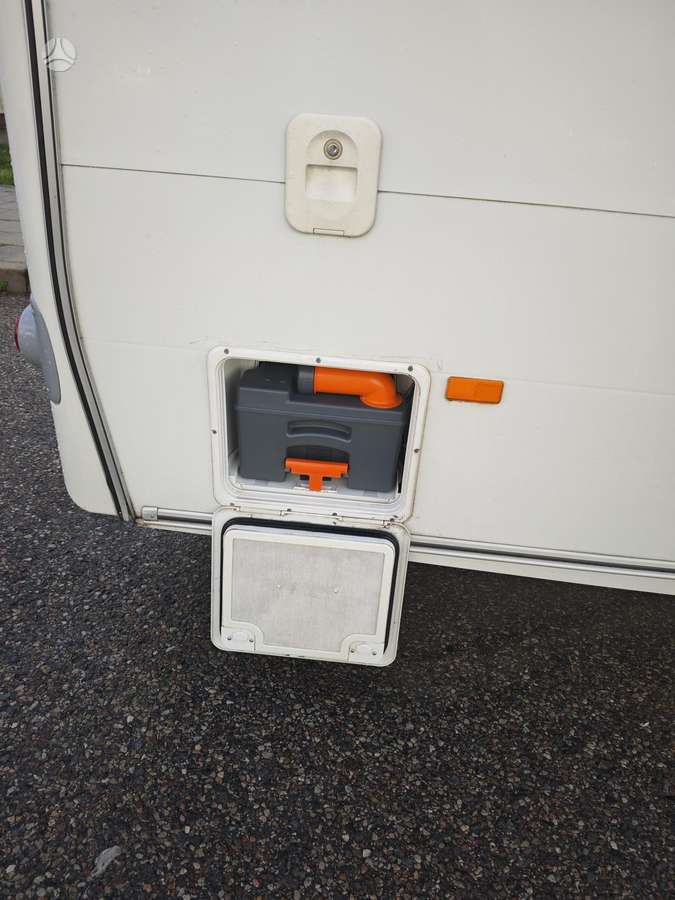 Lunar CLUBMAN Ck, кемперы