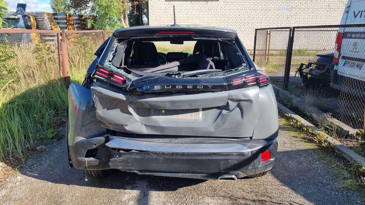 Peugeot 2008 - 9