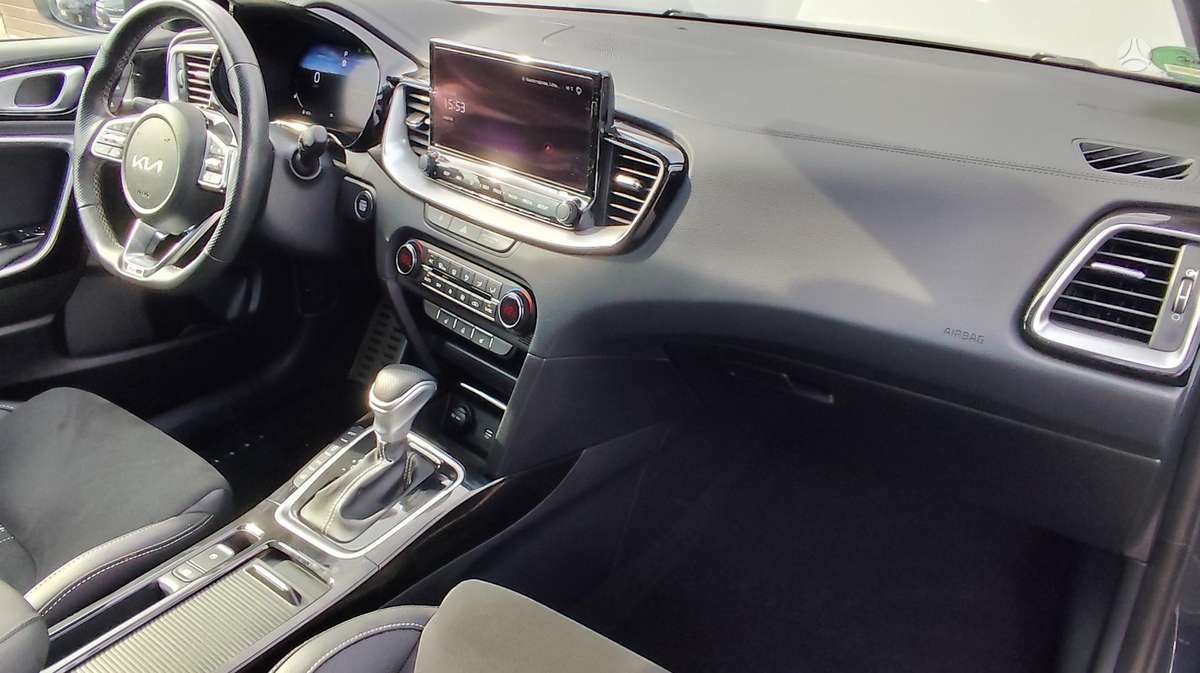 Kia XCeed, 1.6 l., Хэтчбек