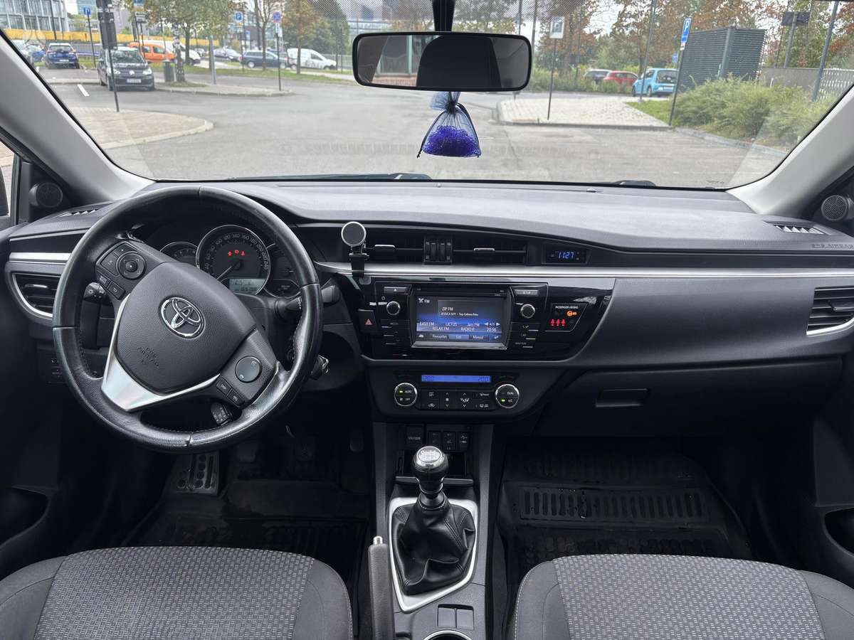 Toyota Corolla - 7