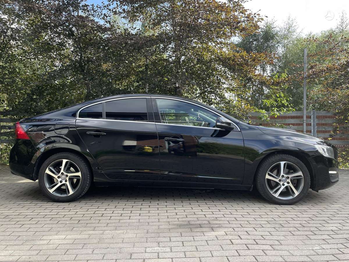 Volvo S60, 2.0 l., Седан