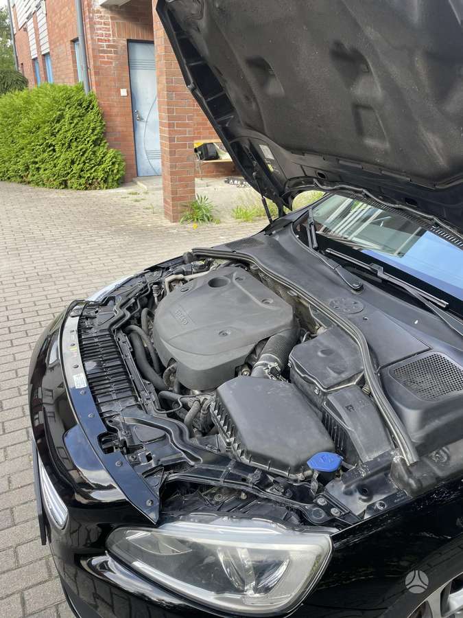 Volvo S60, 2.0 l., Седан
