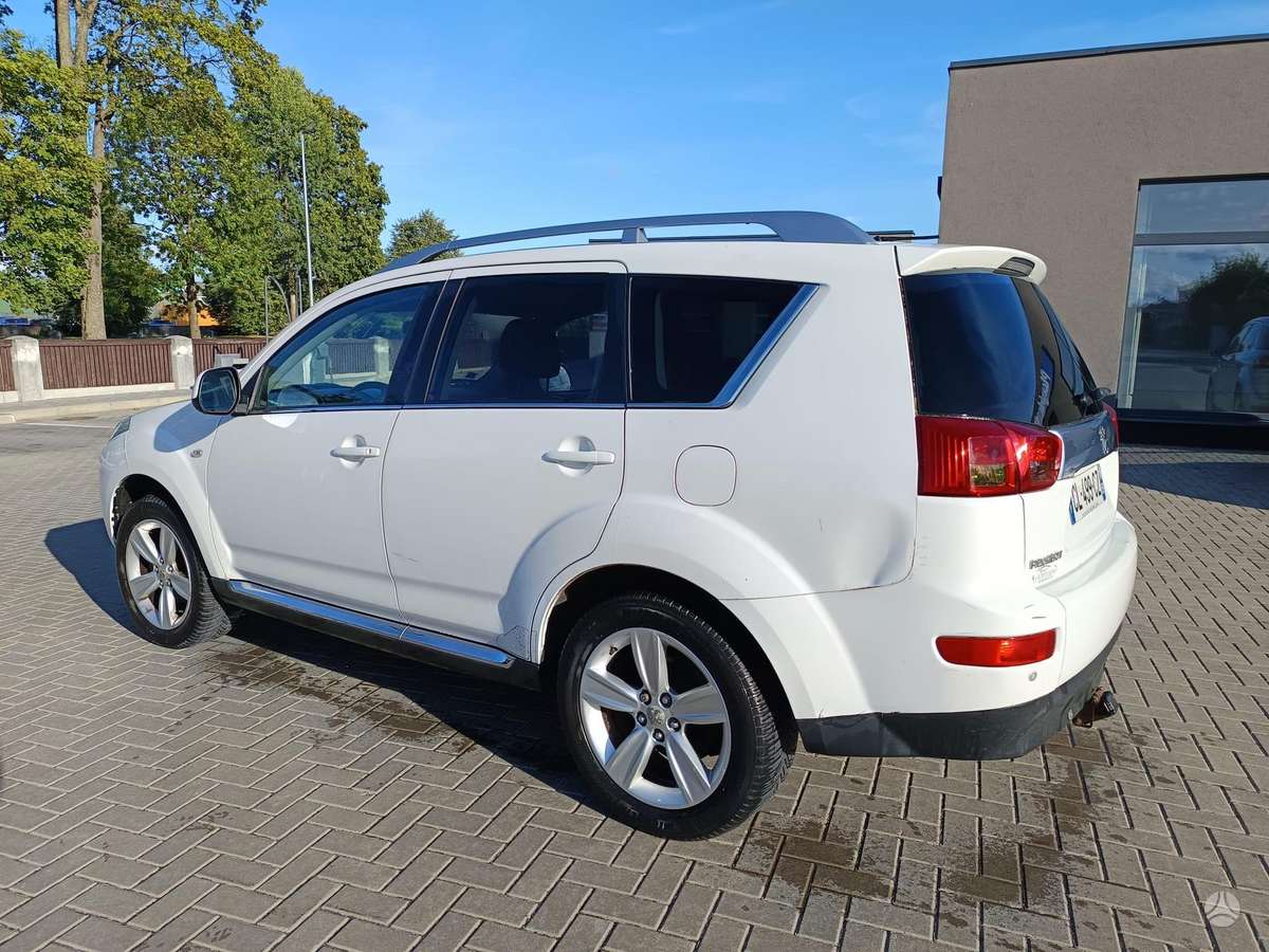 Peugeot 4007 - 4