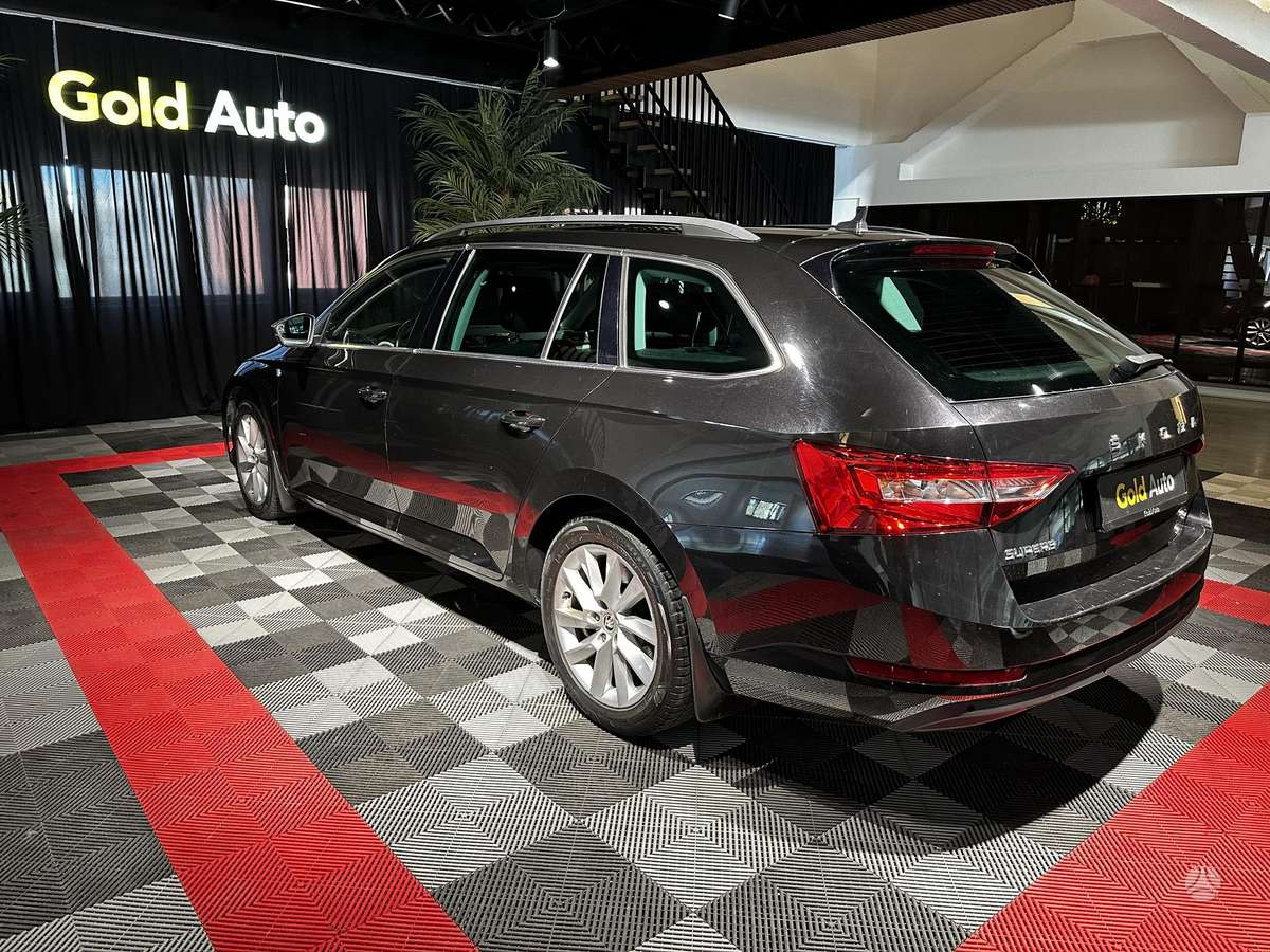Skoda Superb, 2.0 l., wagon