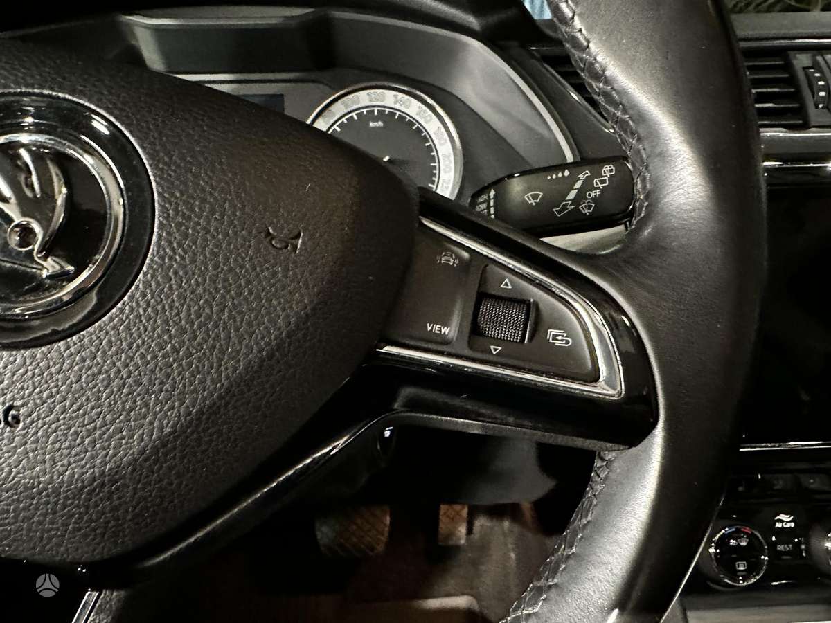 Skoda Superb, 2.0 l., wagon