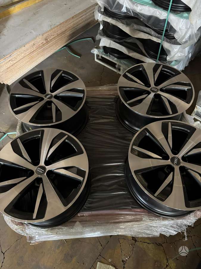 Audi 4KE601025AE E tron, light alloy, R21
