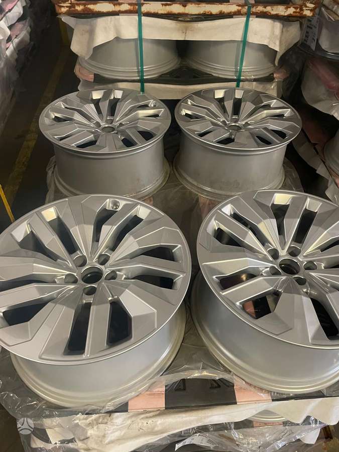 Audi 4KE601025AE E tron, light alloy, R21