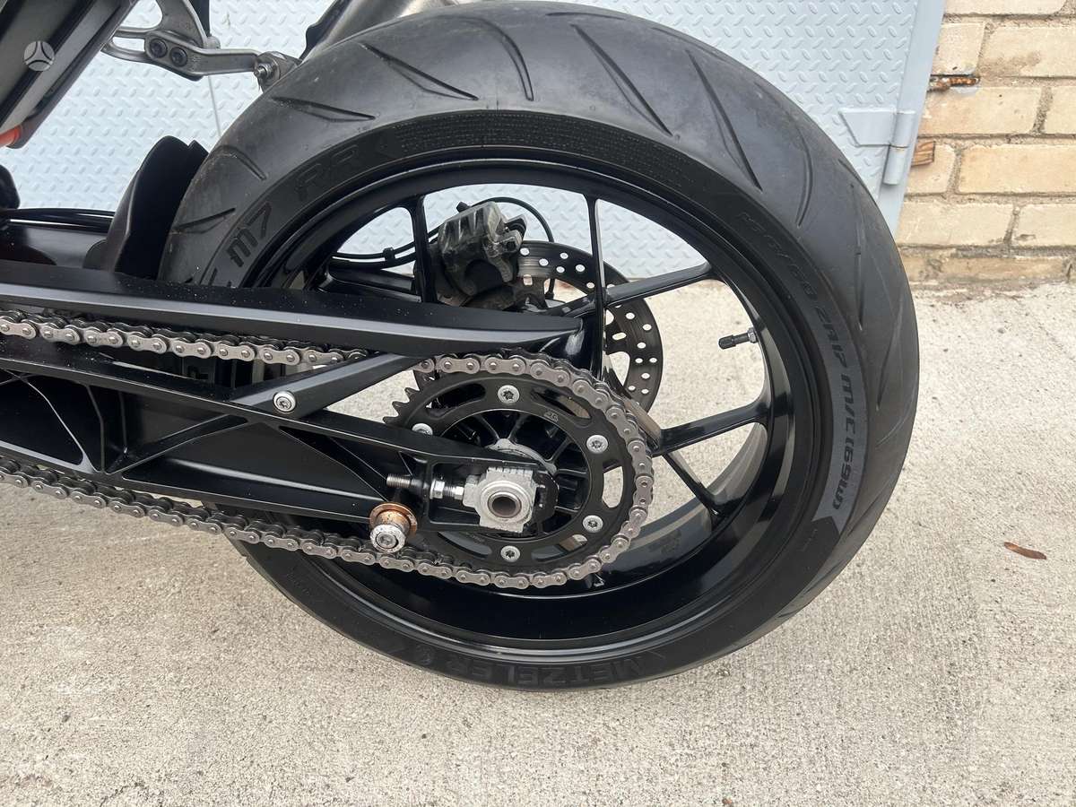 KTM Super Duke 690cc, supermoto