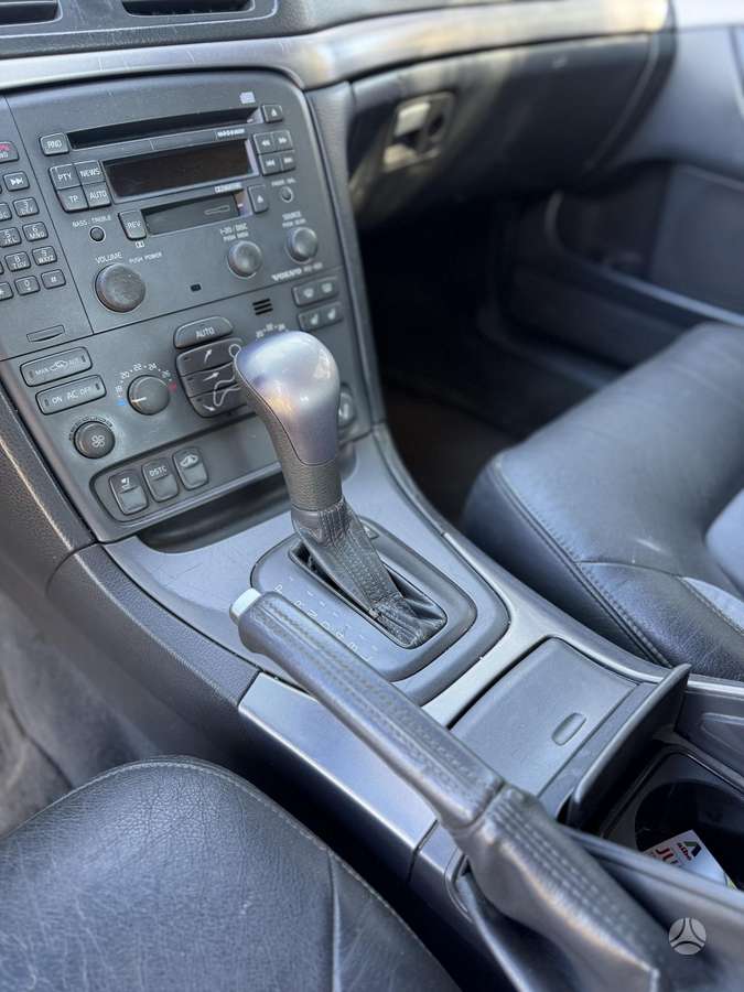 Volvo S80, 2.4 l., Седан