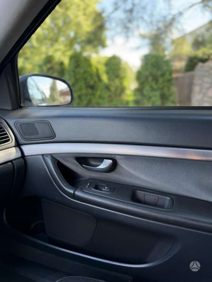 Volvo S80, 2.4 l., Седан