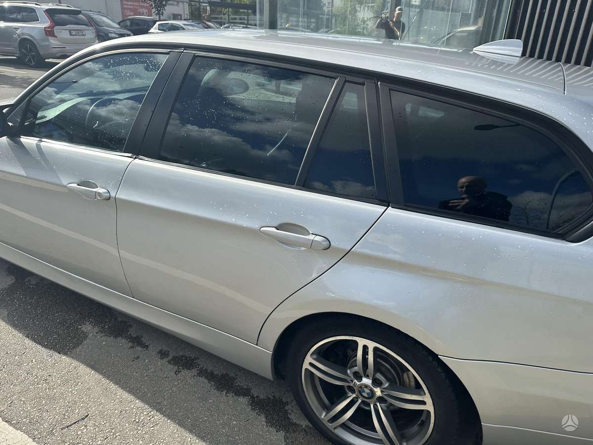 BMW 320, 2.0 l., wagon