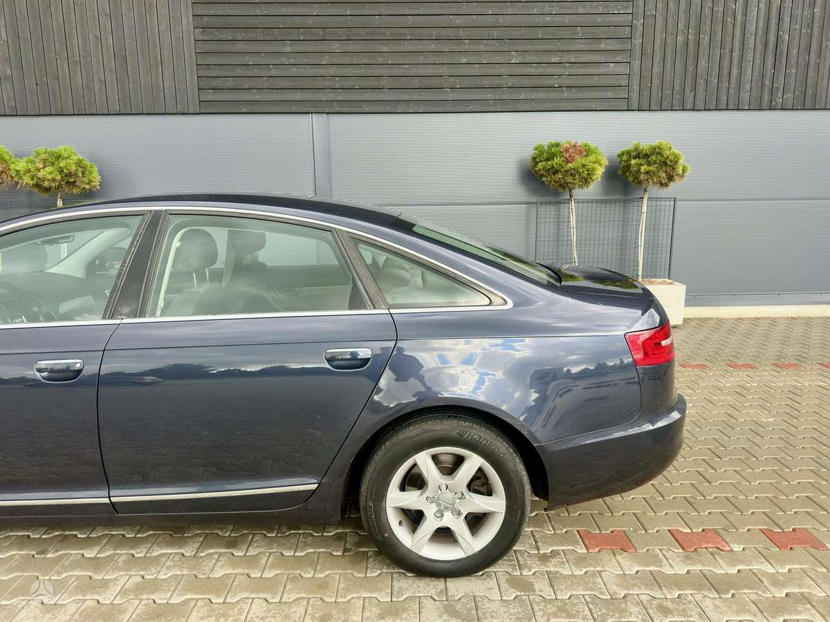 Audi A6, 2.0 l., Седан
