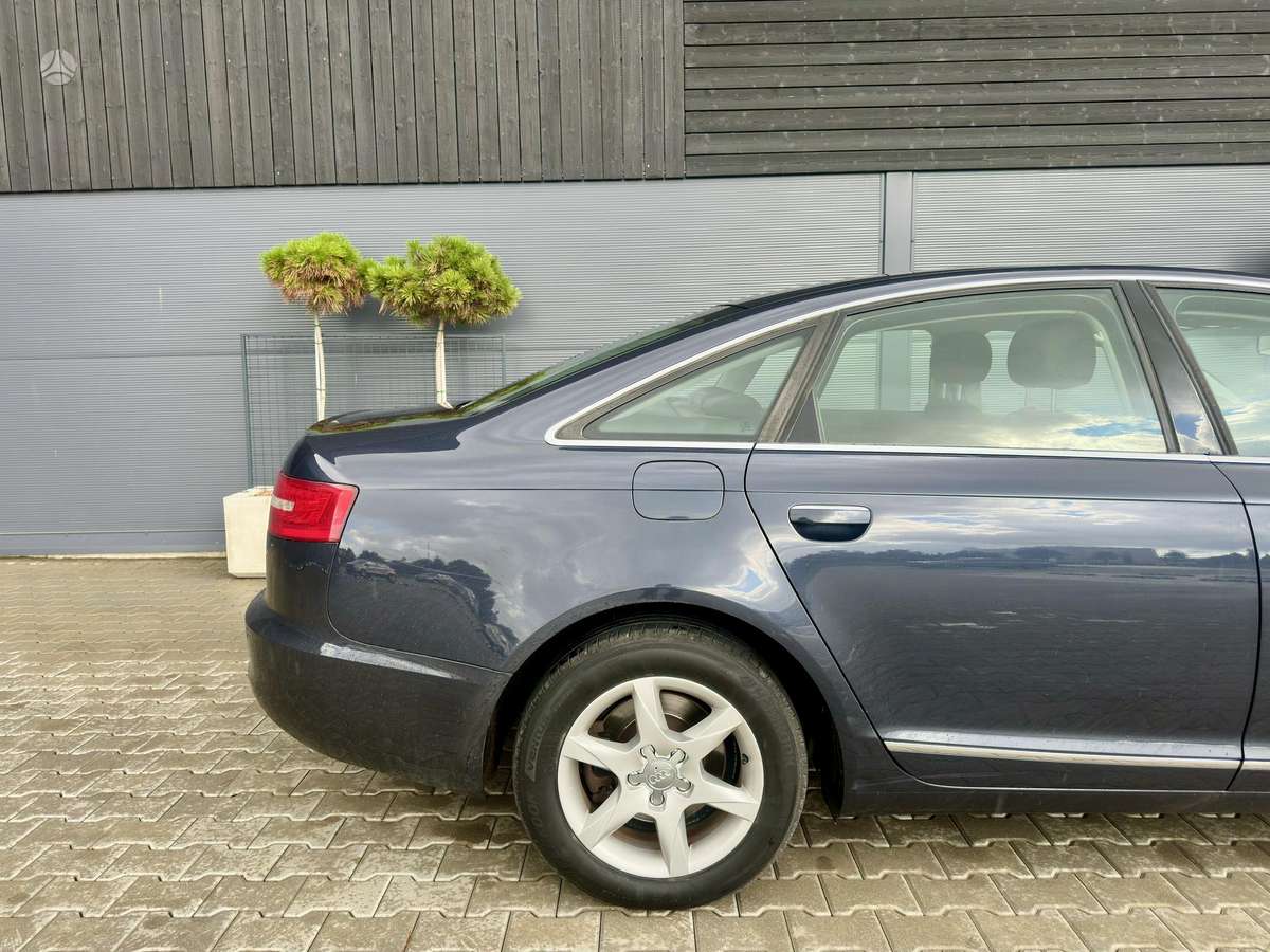 Audi A6, 2.0 l., Седан