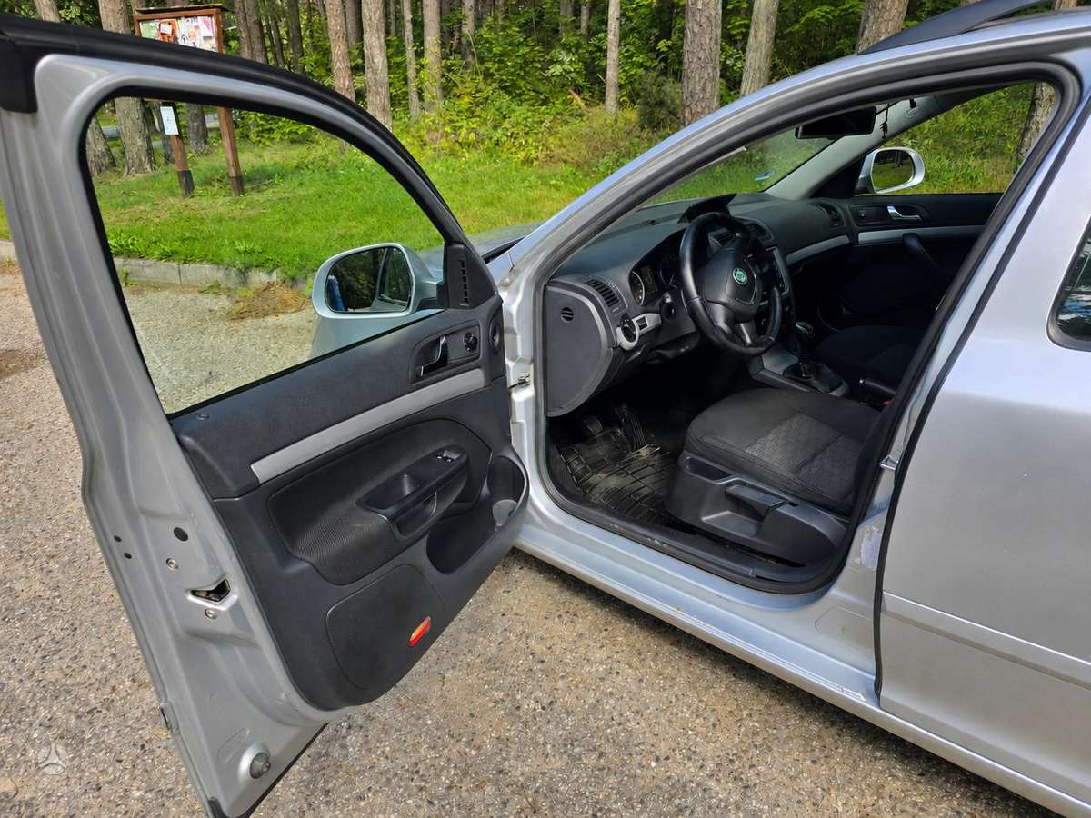 Škoda Octavia - 9