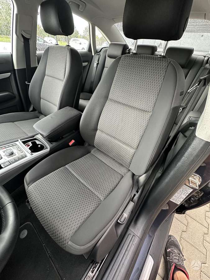 Audi A6, 2.0 l., Седан