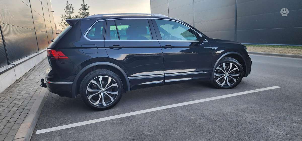 Volkswagen Tiguan - 4