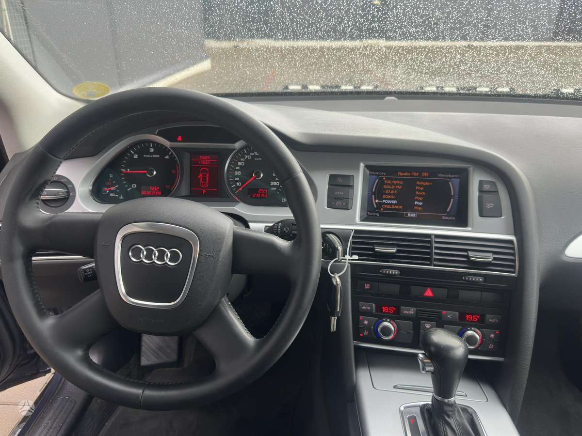 Audi A6, 2.0 l., Седан