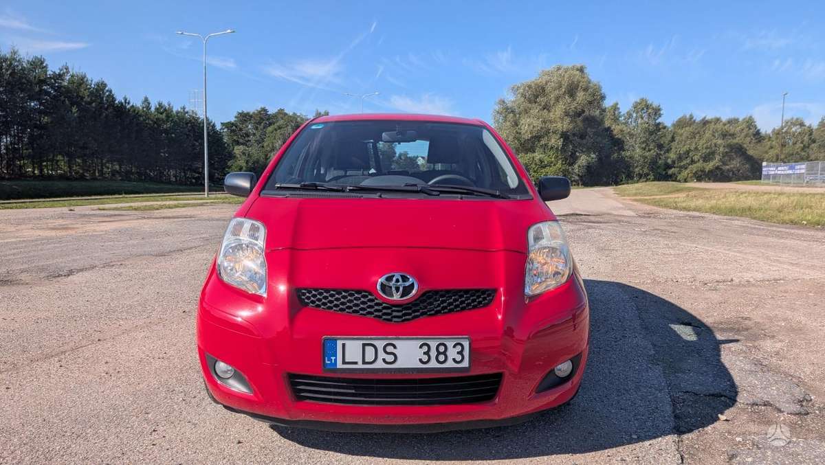Toyota Yaris - 2