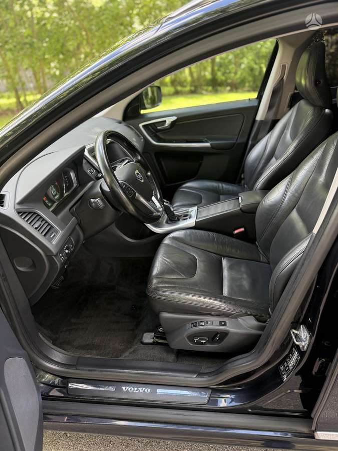 Volvo XC60 - 10