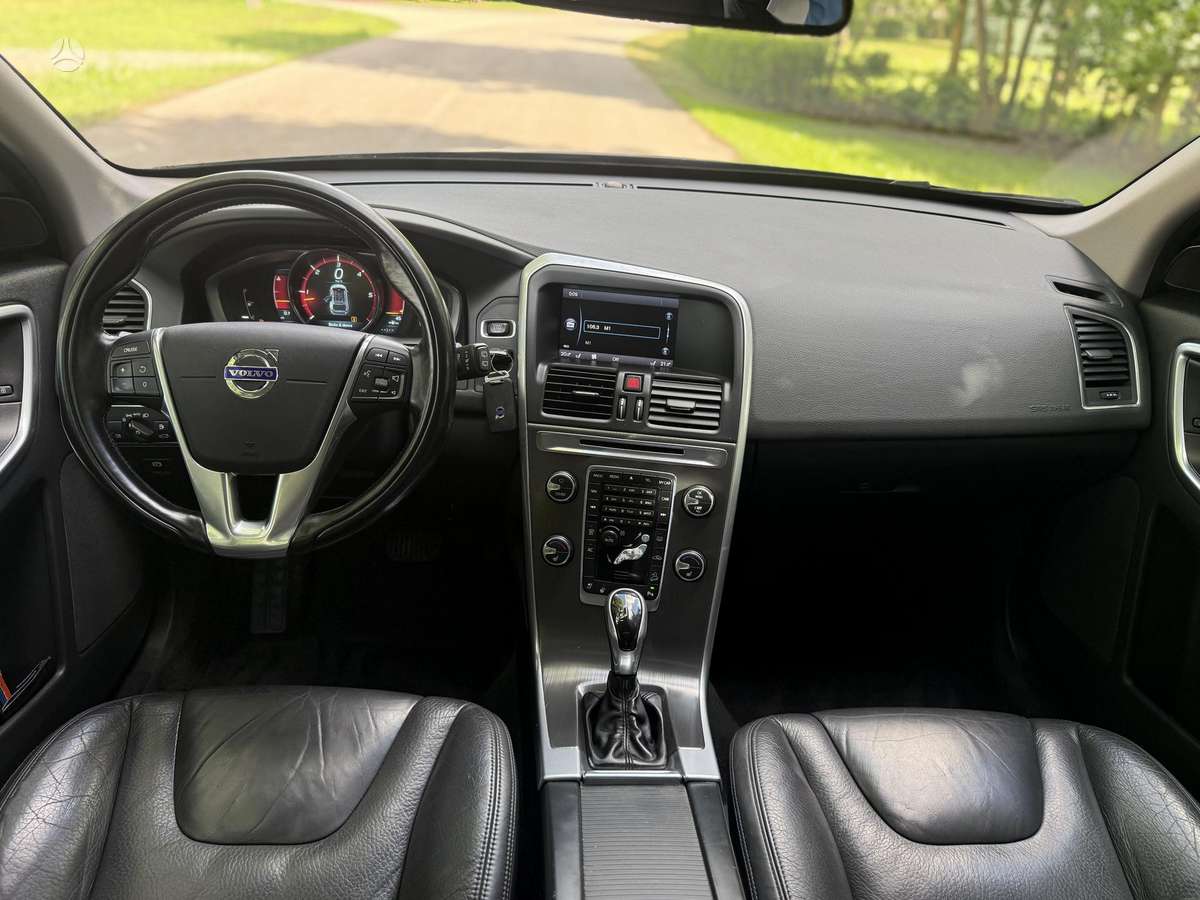 Volvo XC60 - 12