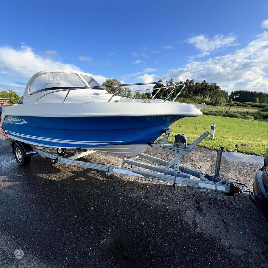 Quicksilver Quicksilver 550 walkaround, yachts / cruisers