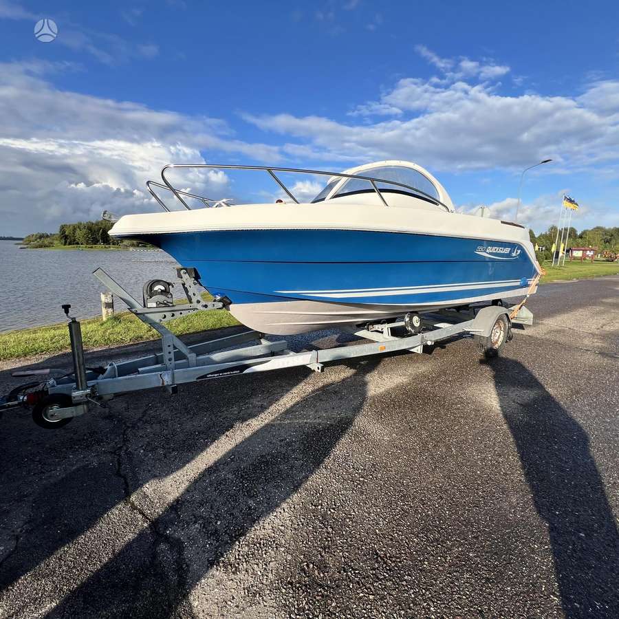 Quicksilver Quicksilver 550 walkaround, yachts / cruisers