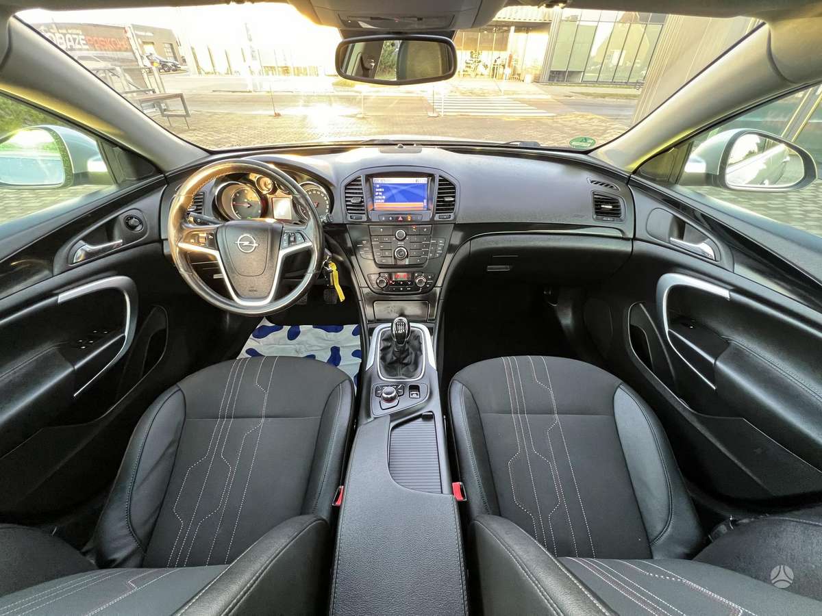 Opel Insignia, 2.0 l., Универсал
