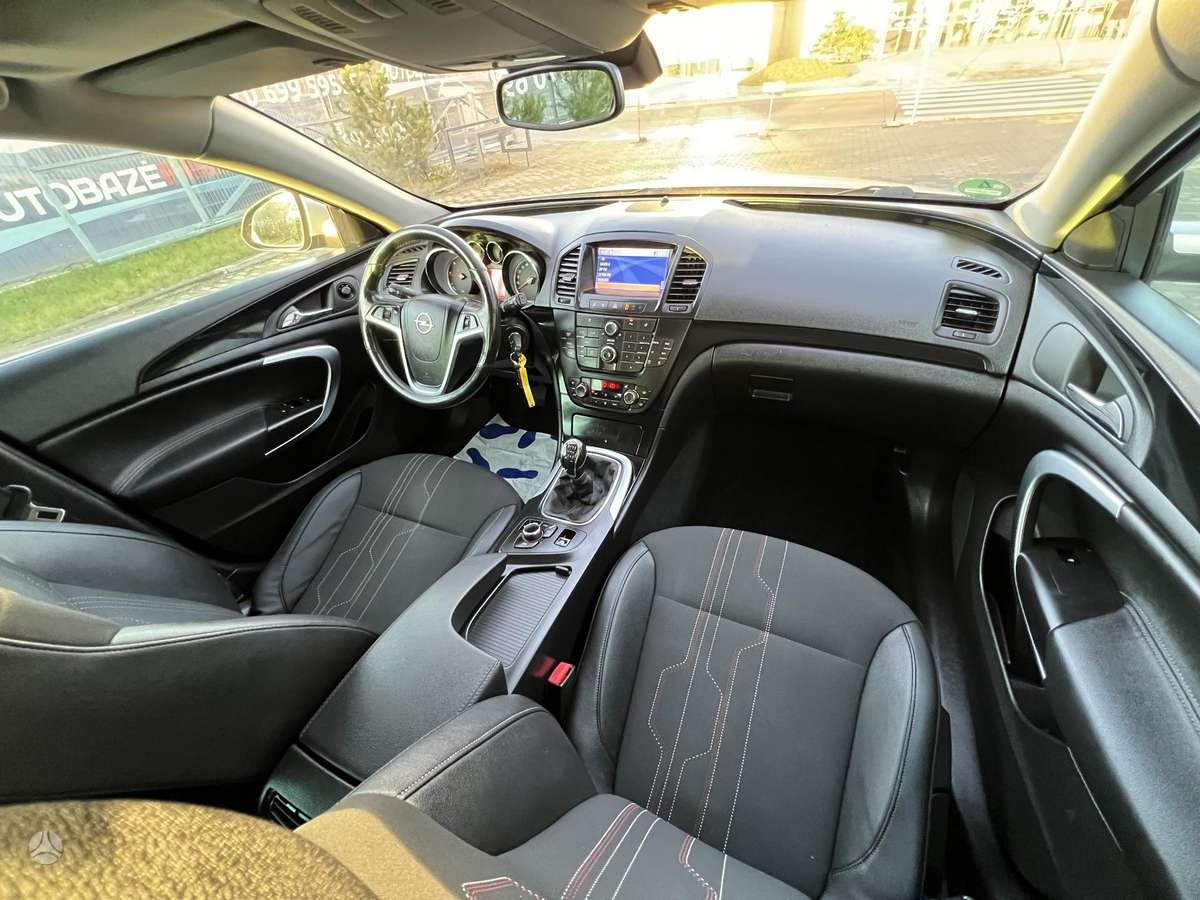 Opel Insignia, 2.0 l., Универсал