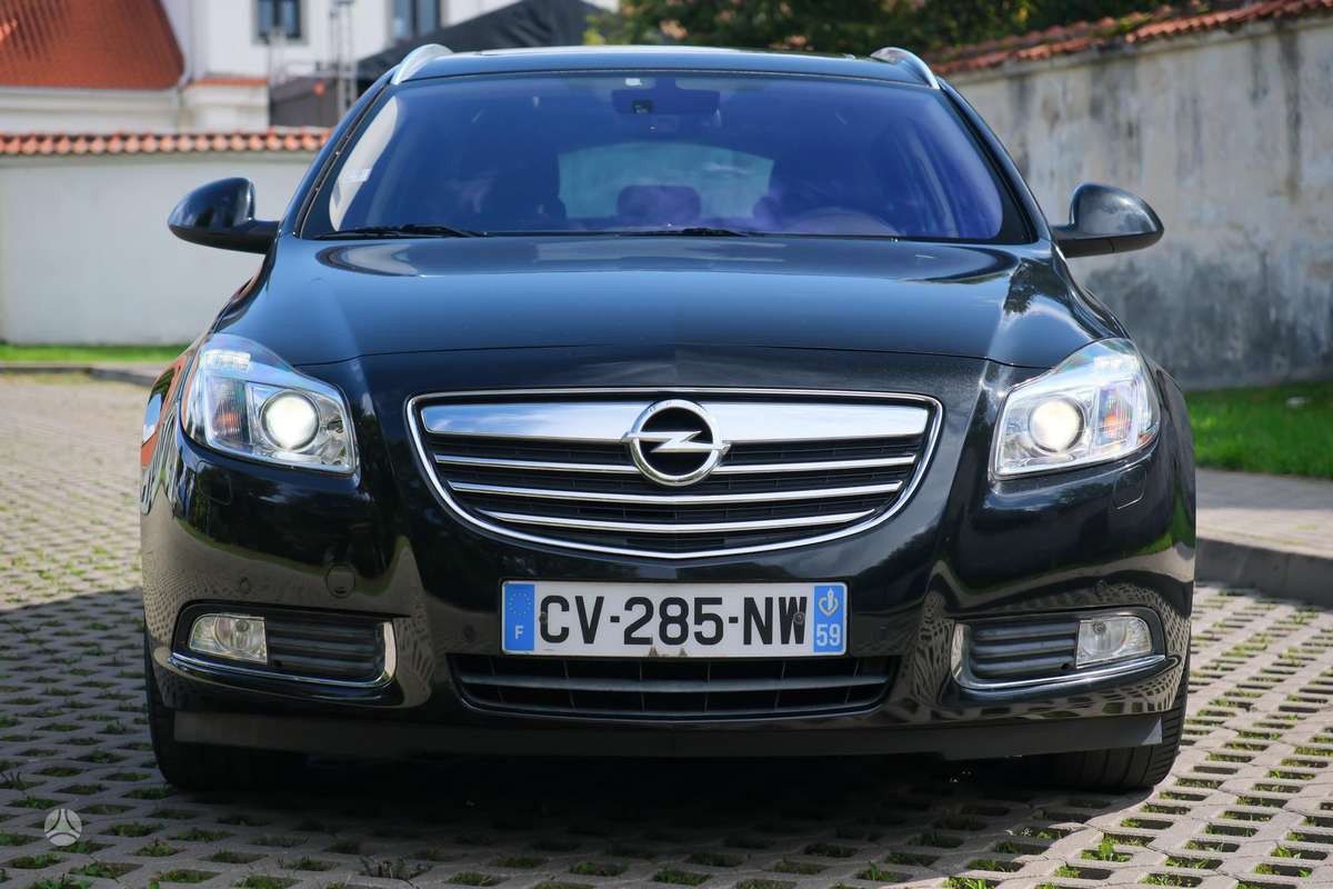 Opel Insignia, 2.0 l., Универсал