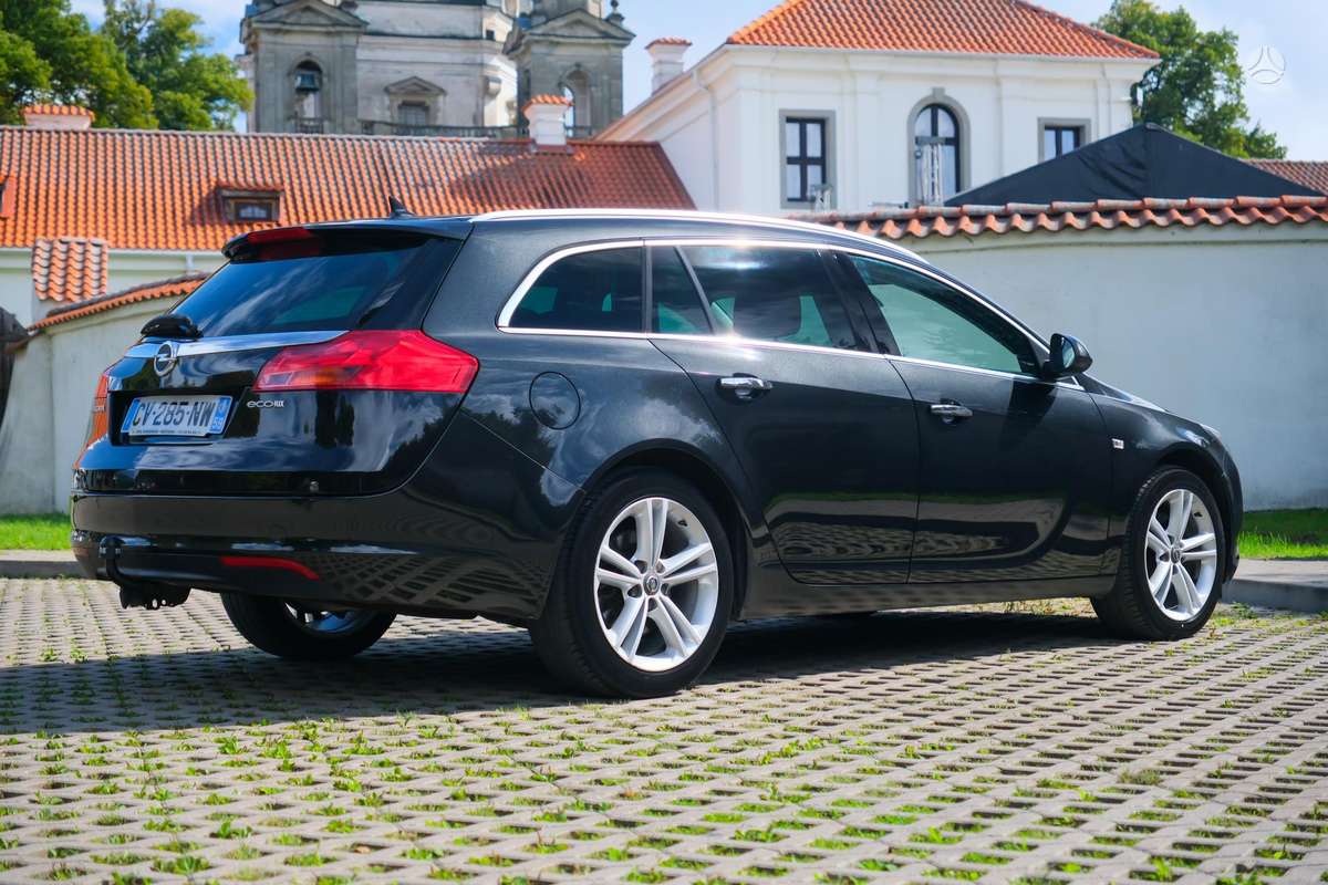 Opel Insignia, 2.0 l., Универсал