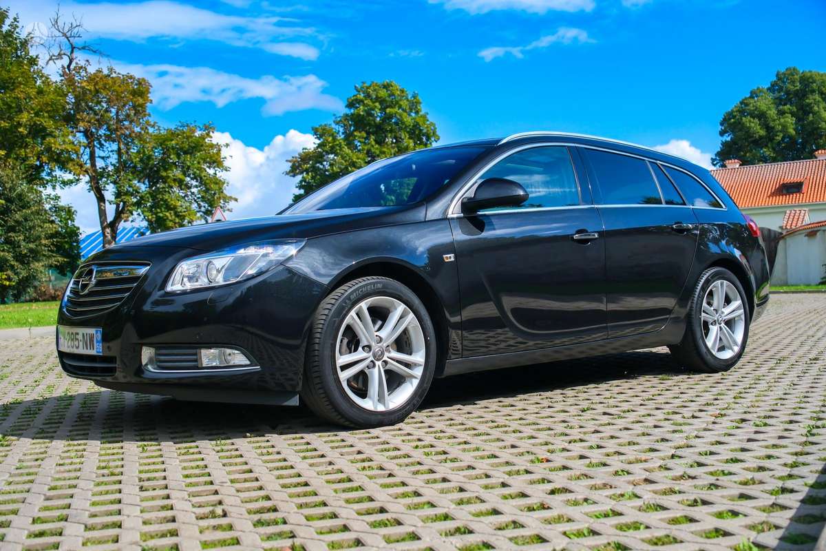 Opel Insignia, 2.0 l., Универсал