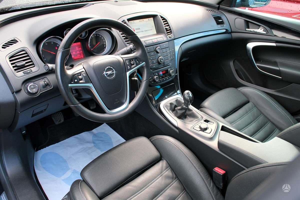 Opel Insignia, 2.0 l., Универсал