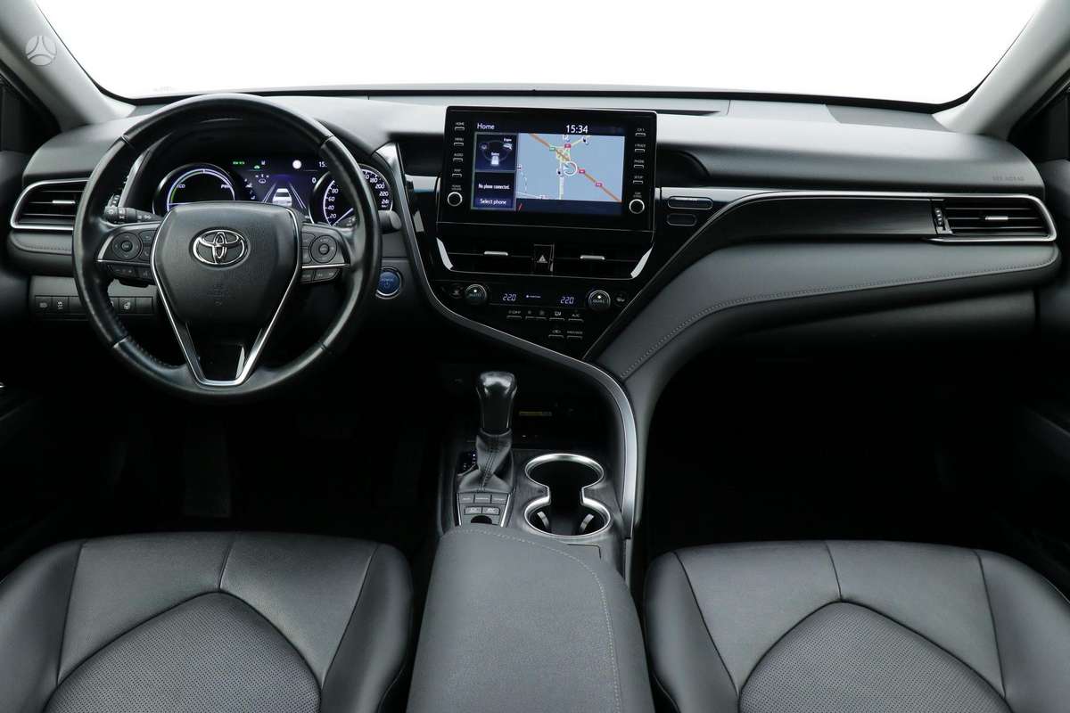 Toyota Camry - 7