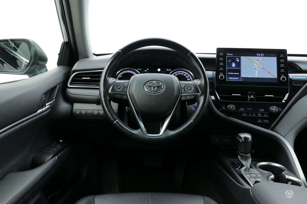 Toyota Camry - 8