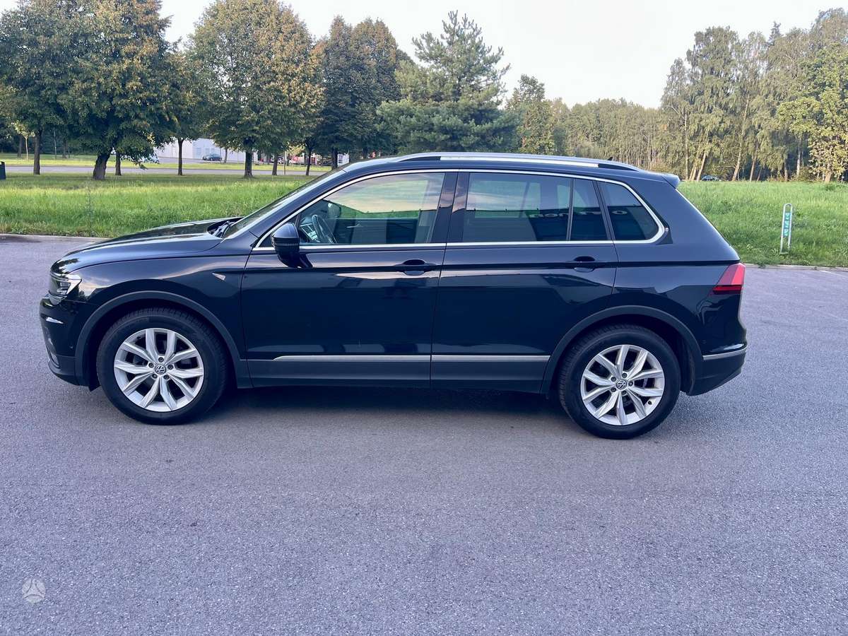 Volkswagen Tiguan - 5