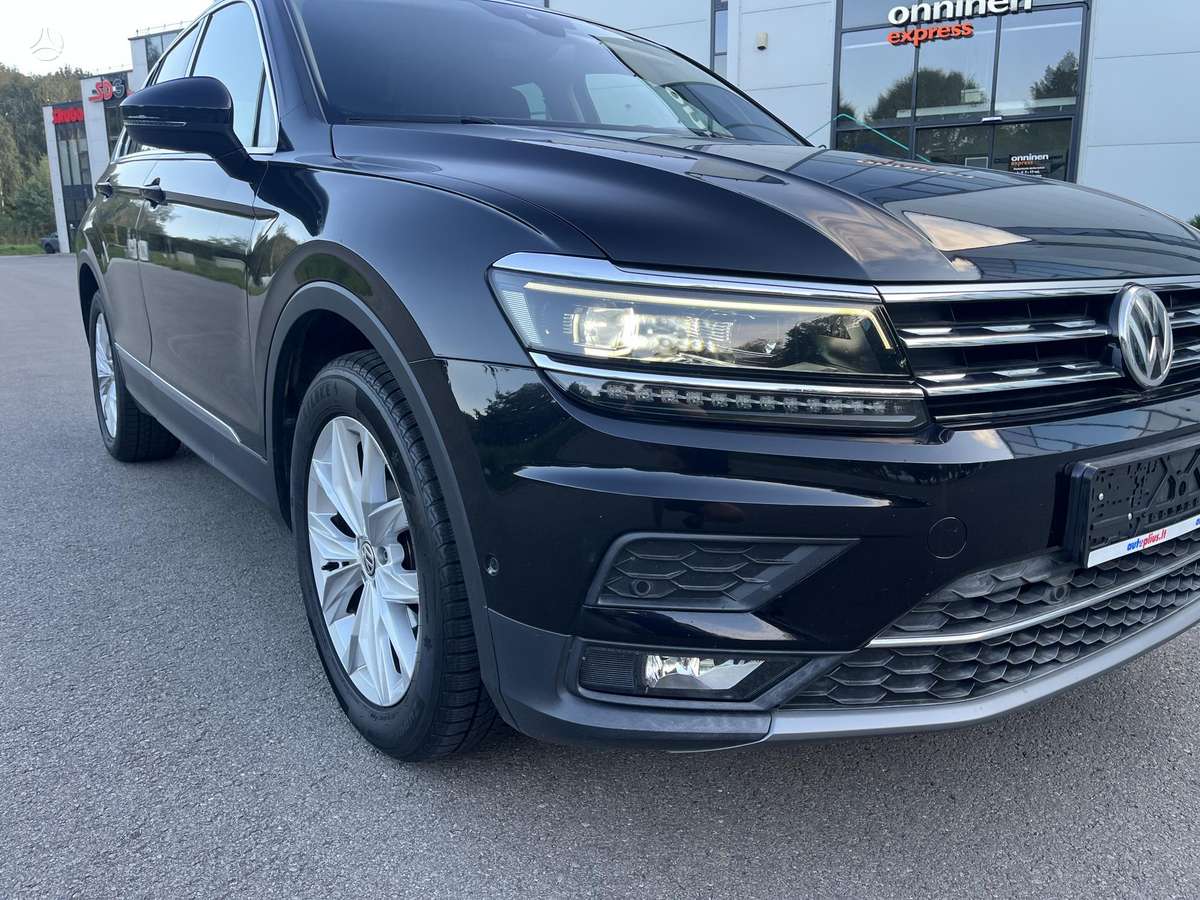 Volkswagen Tiguan - 11