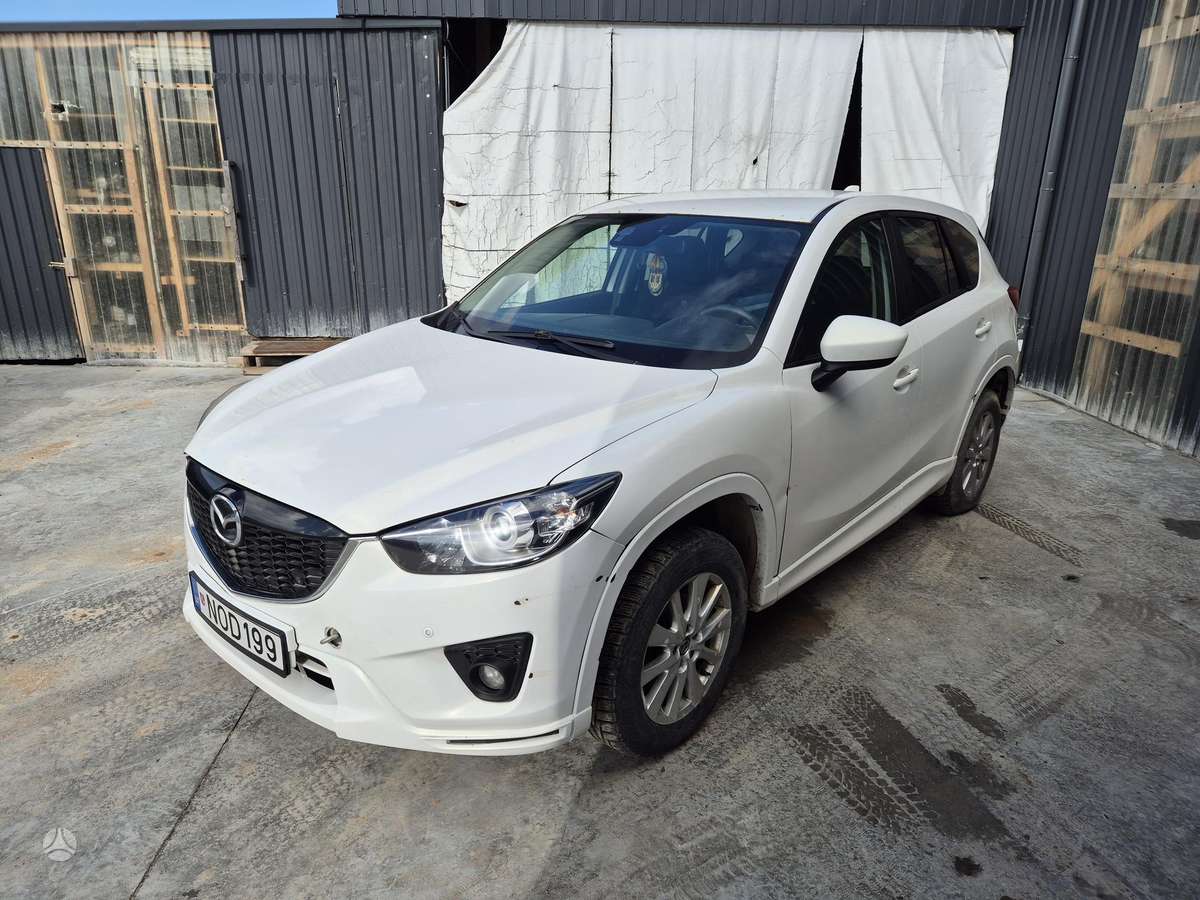 Mazda CX-5, 2.2 l., off-road / crossover