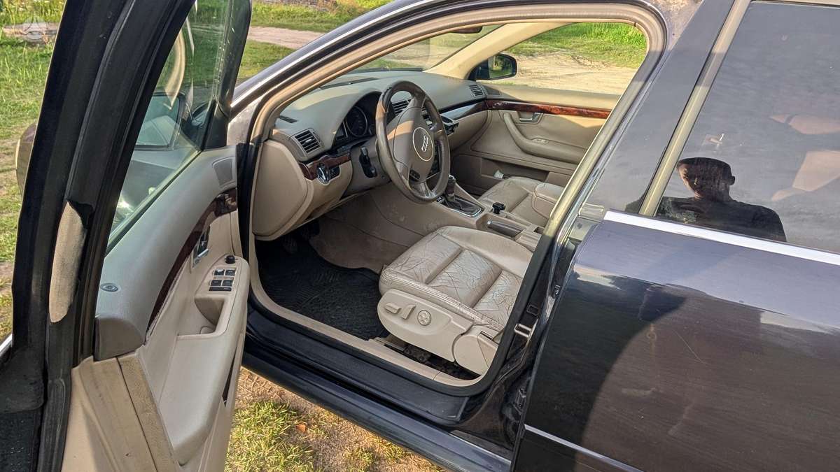 Audi A4, 1.9 l., Седан