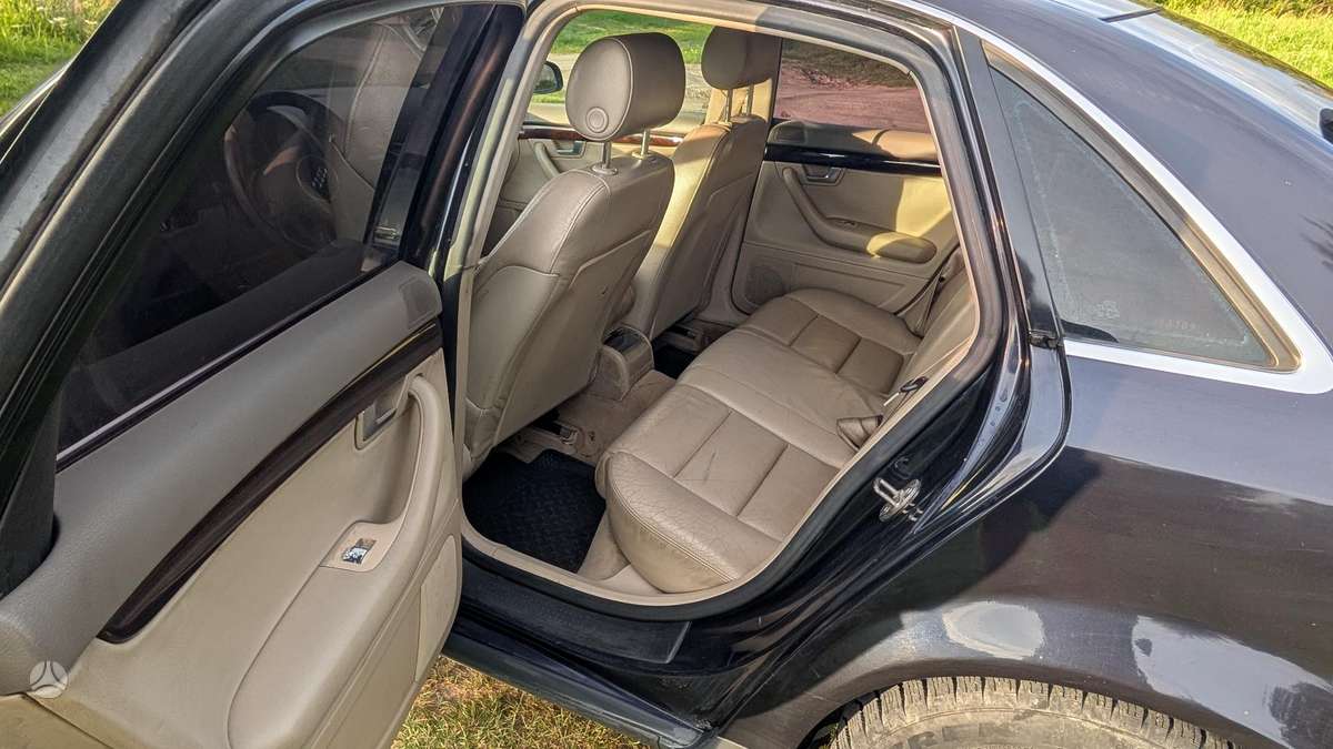 Audi A4, 1.9 l., Седан