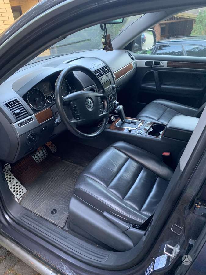 Volkswagen Touareg - 5