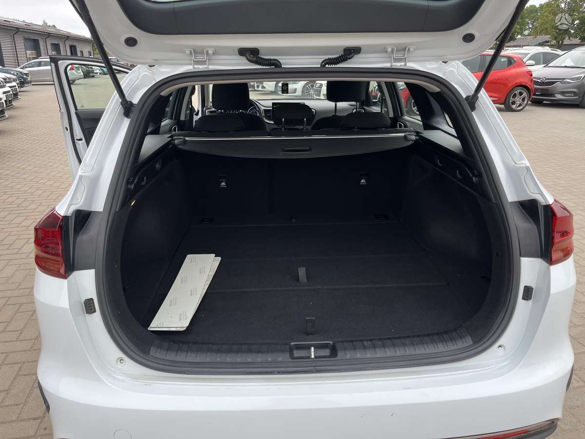 Kia Ceed, 1.6 l., Универсал